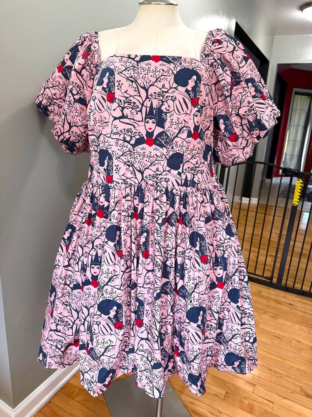 Disney Parks 3X Snow White Evil Queen Apple Pink Puff Sleeve Dress 2025 Rare New